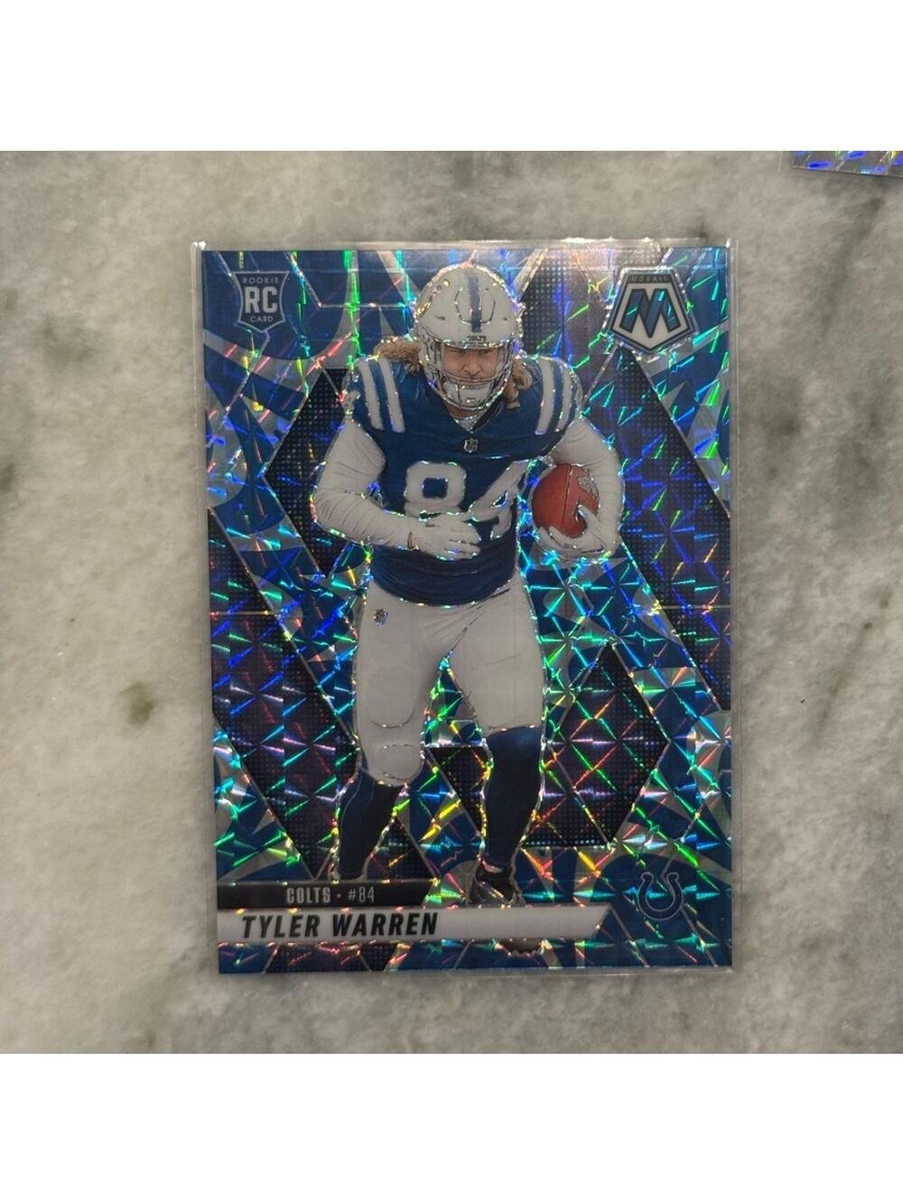 🔥 2025 Tyler Warren Panini Mosaic Blue Reactive Prizm Rookie Card. Indianapolis